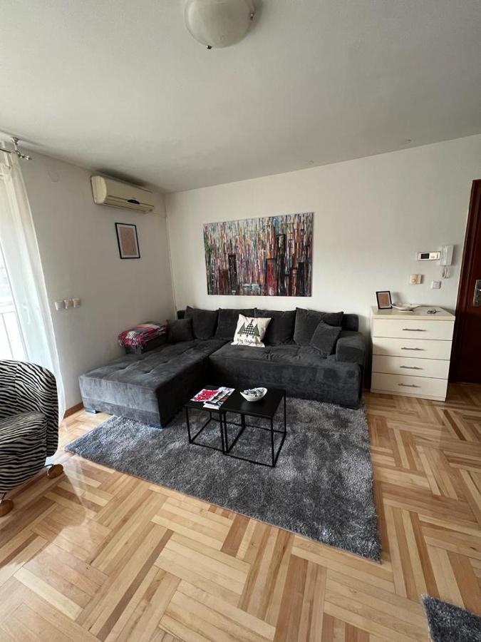 Apartman West - Private Parking Place Ζάγκρεμπ Εξωτερικό φωτογραφία
