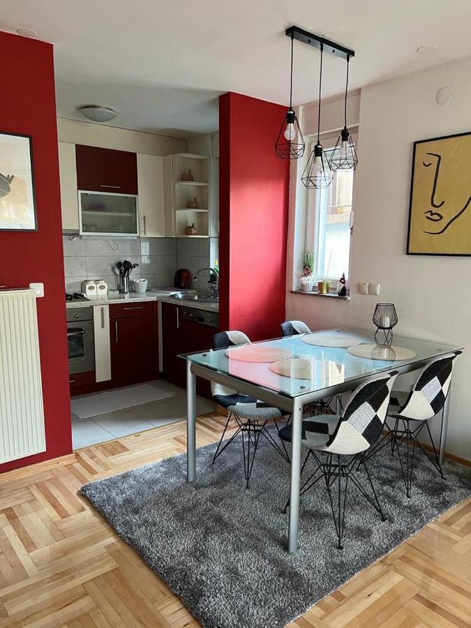 Apartman West - Private Parking Place Ζάγκρεμπ Εξωτερικό φωτογραφία