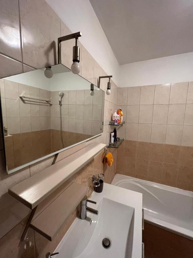 Apartman West - Private Parking Place Ζάγκρεμπ Εξωτερικό φωτογραφία