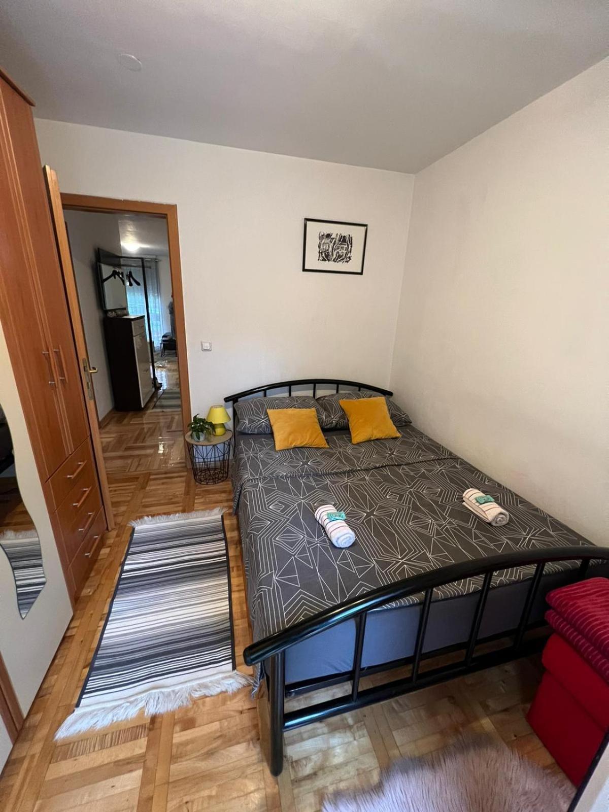 Apartman West - Private Parking Place Ζάγκρεμπ Εξωτερικό φωτογραφία